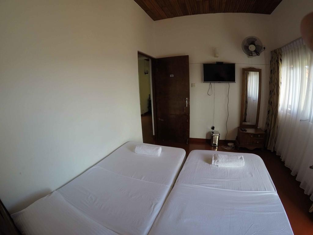 Villa 107 Kandy Bagian luar foto