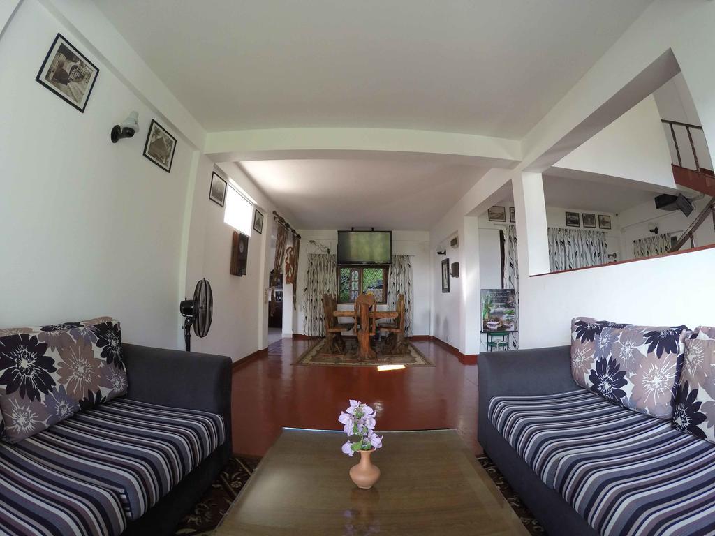 Villa 107 Kandy Bagian luar foto