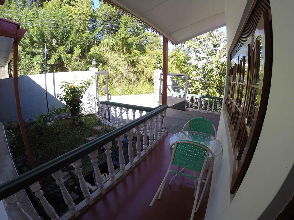 Villa 107 Kandy Bagian luar foto