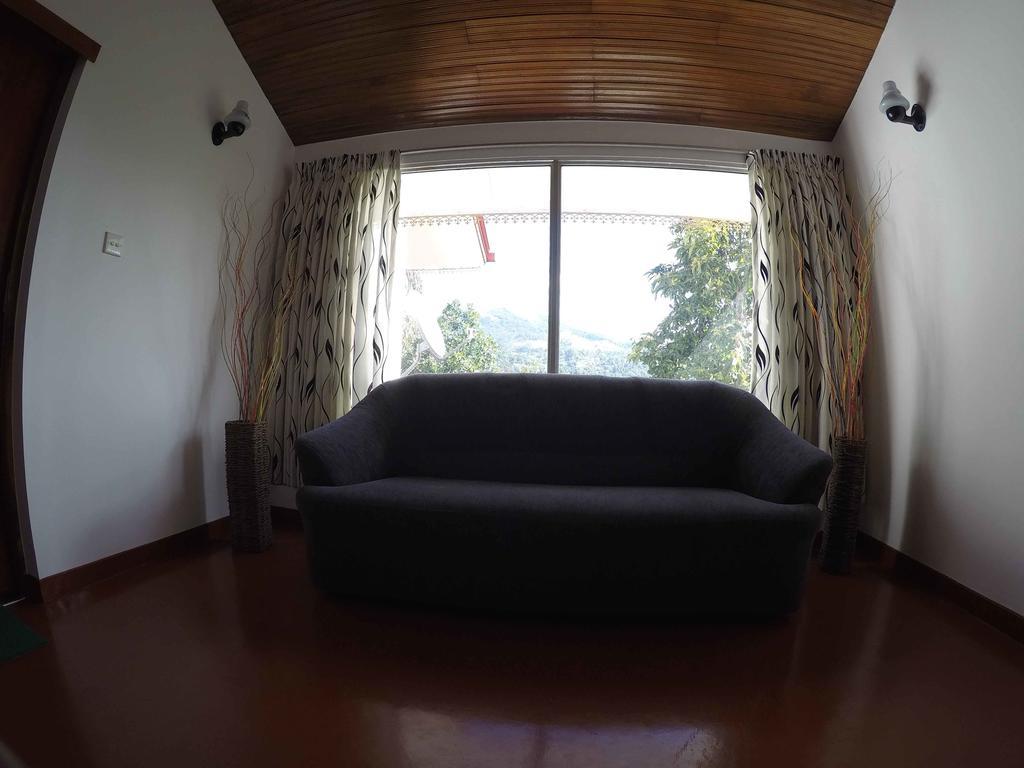 Villa 107 Kandy Bagian luar foto