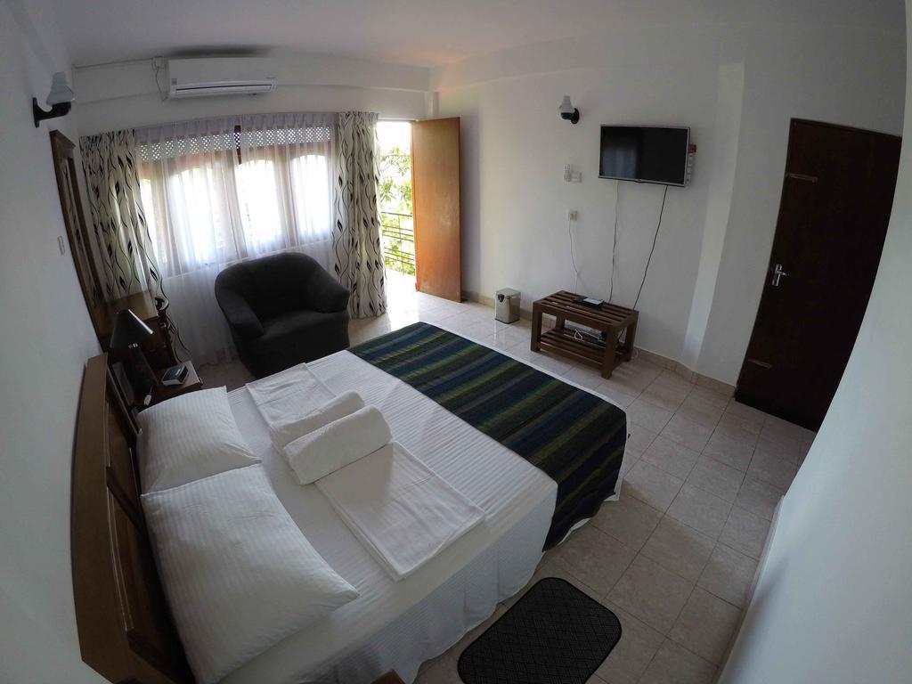 Villa 107 Kandy Bagian luar foto