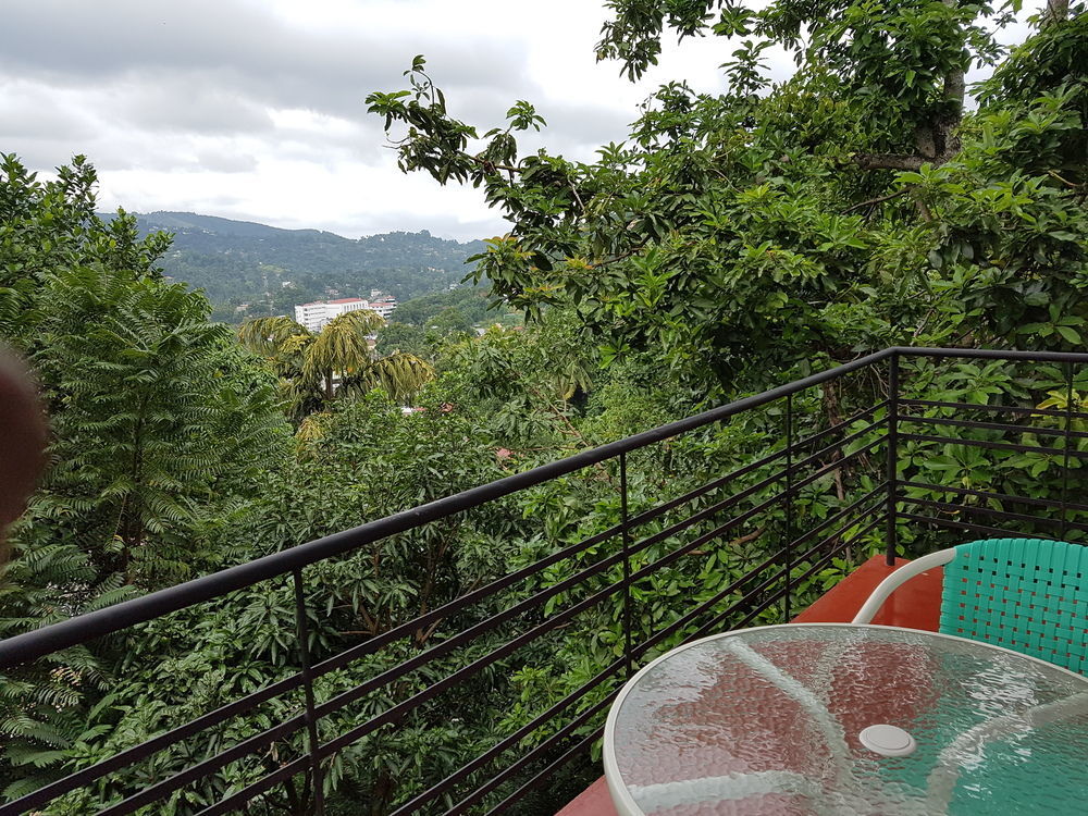 Villa 107 Kandy Bagian luar foto